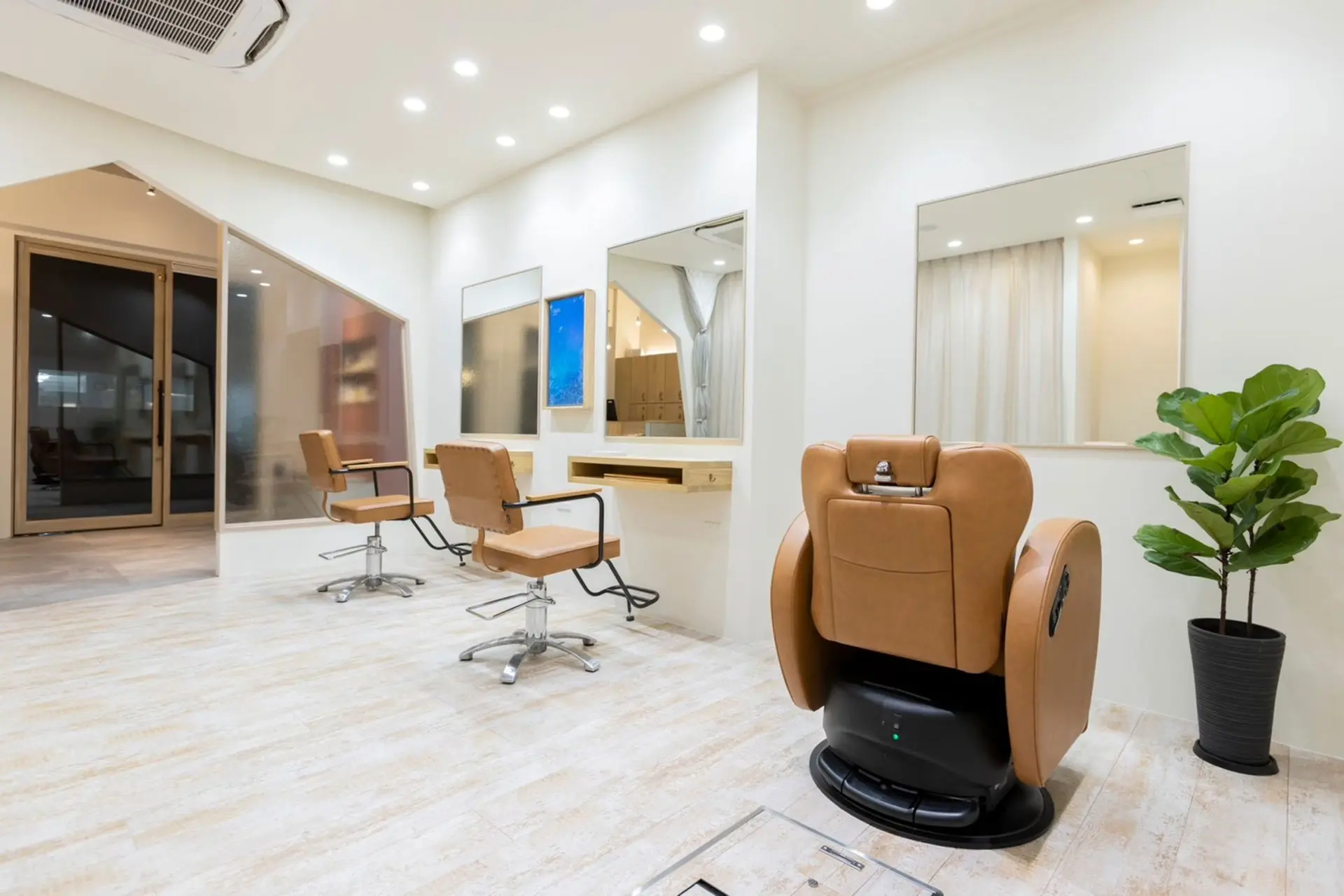 EJINBARA1979の内観